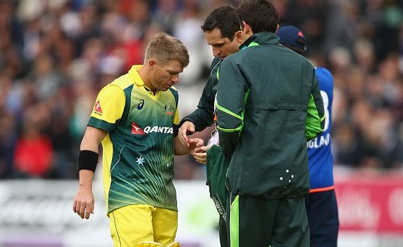 Dave Warner thumb injury