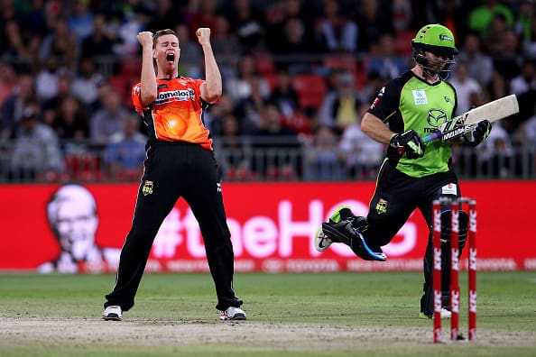 Big Bash League – Sydney Thunder v Perth Scorchers