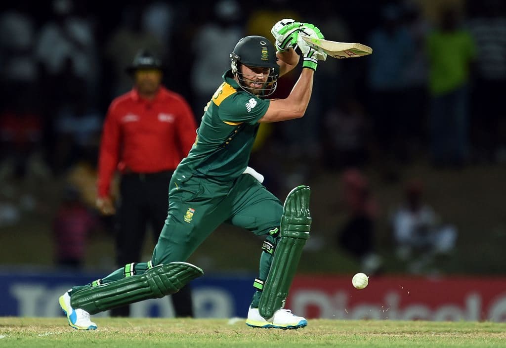 CRICKET-TRI-SERIES-AUS-RSA