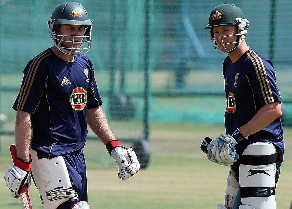 Australian cricketers Michael Clarke (R)