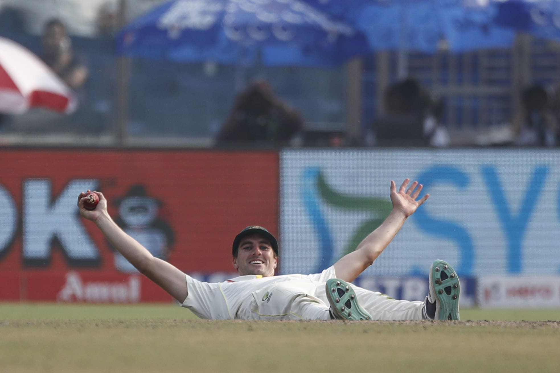 India v Australia – 2nd Test: Day 2